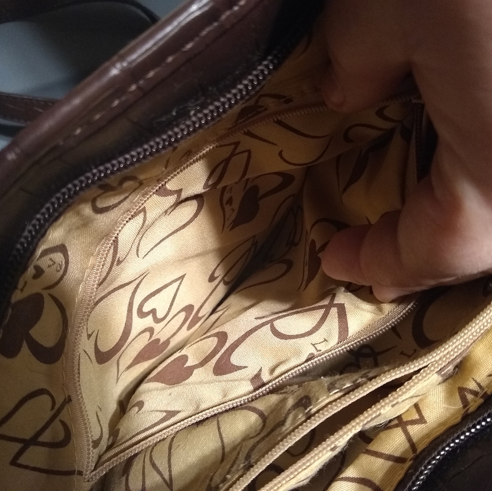 COPY - Medium size faux leather purse..like brand new! - Picture 5 of 6